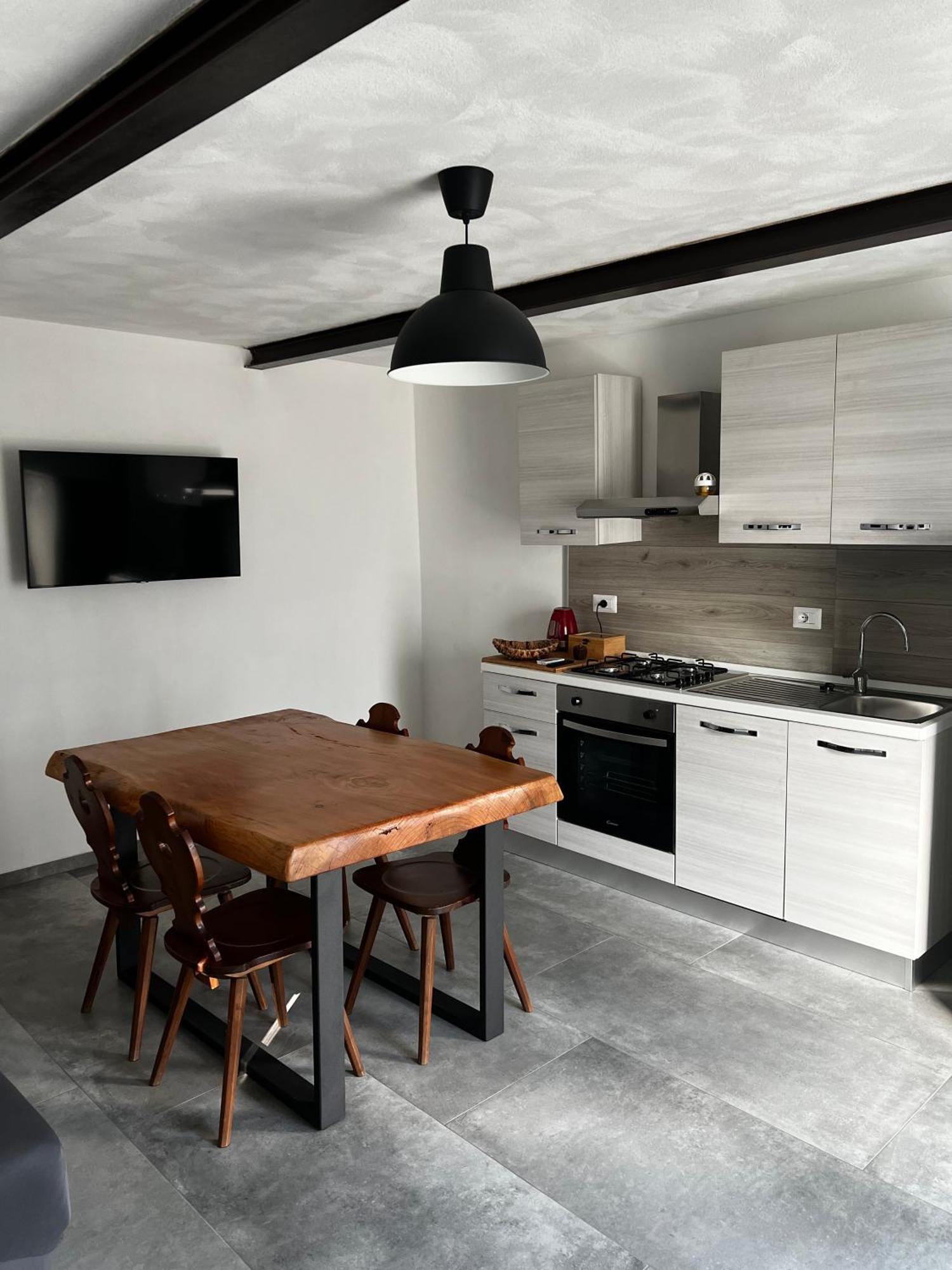Cascina Uertigher Gorno Ngoại thất bức ảnh